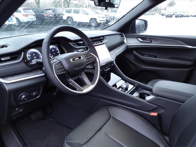 new 2025 Jeep Grand Cherokee car, priced at $45,879