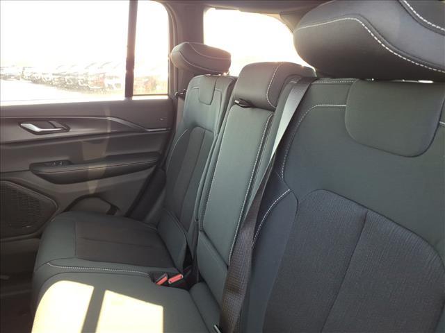 new 2025 Jeep Grand Cherokee car, priced at $35,778