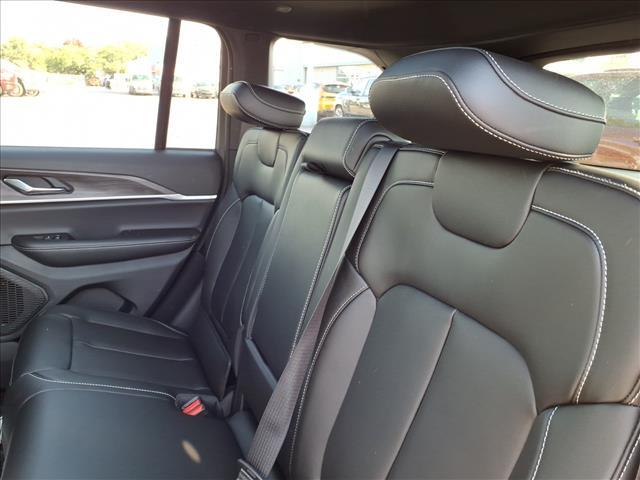 new 2025 Jeep Grand Cherokee car, priced at $46,926