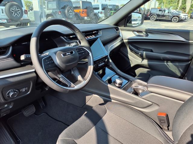 new 2025 Jeep Grand Cherokee L car, priced at $38,526