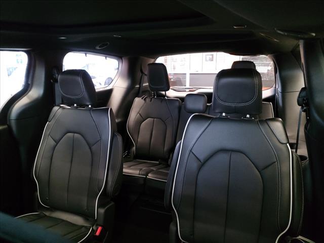 new 2025 Chrysler Pacifica car, priced at $43,730