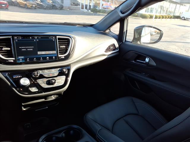 new 2026 Chrysler Pacifica car, priced at $42,359