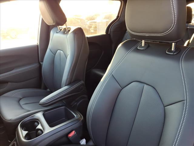 new 2026 Chrysler Pacifica car, priced at $42,359