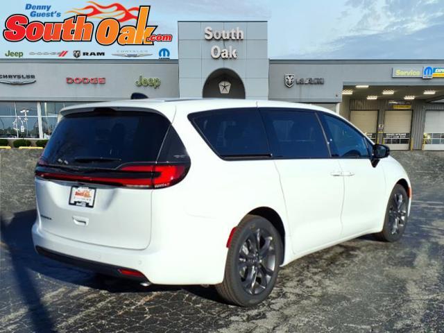 new 2026 Chrysler Pacifica car, priced at $42,359