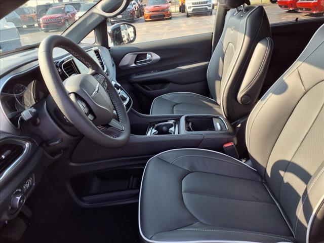 new 2026 Chrysler Pacifica car, priced at $51,305