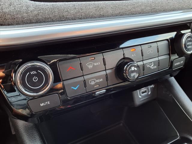 new 2025 Jeep Compass car, priced at $25,300