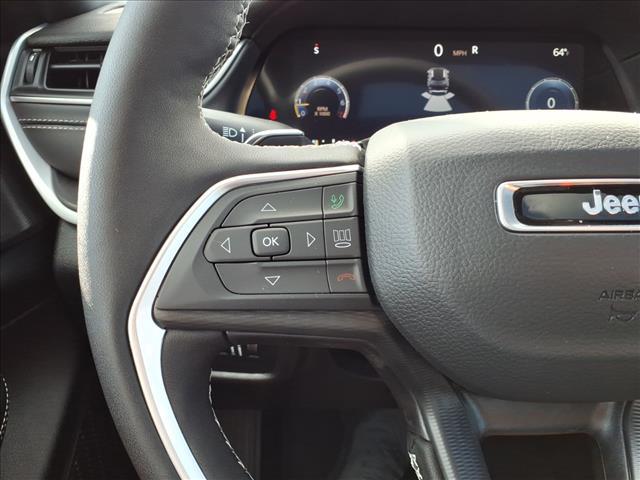 new 2025 Jeep Grand Cherokee car, priced at $42,417