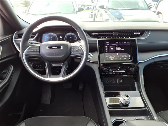 new 2025 Jeep Grand Cherokee car, priced at $42,417