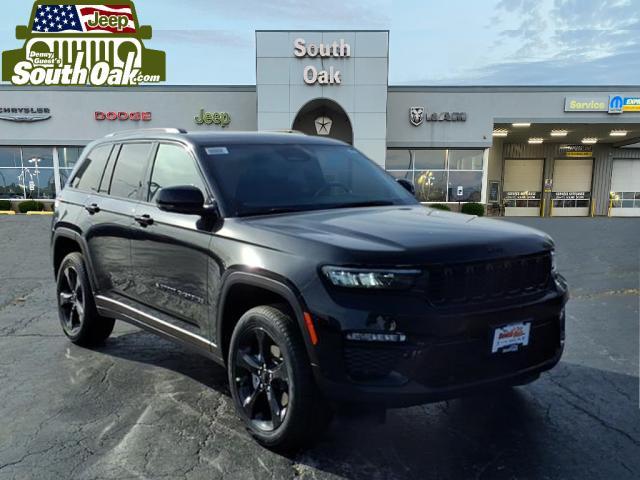 new 2025 Jeep Grand Cherokee car, priced at $50,094