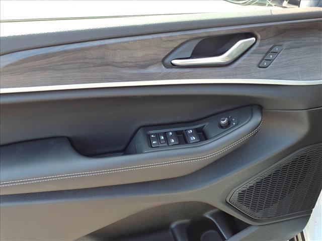 new 2025 Jeep Grand Cherokee car, priced at $47,309