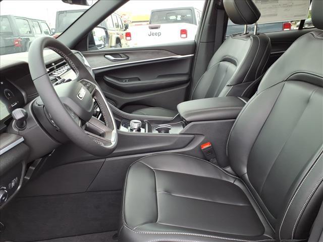 new 2025 Jeep Grand Cherokee car, priced at $47,462