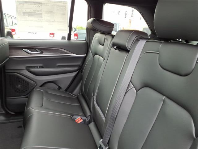 new 2025 Jeep Grand Cherokee car, priced at $47,462
