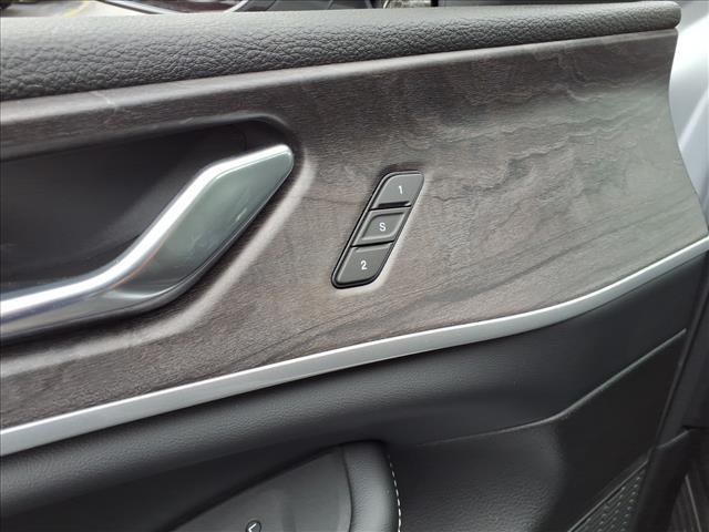 new 2025 Jeep Grand Cherokee car, priced at $47,462