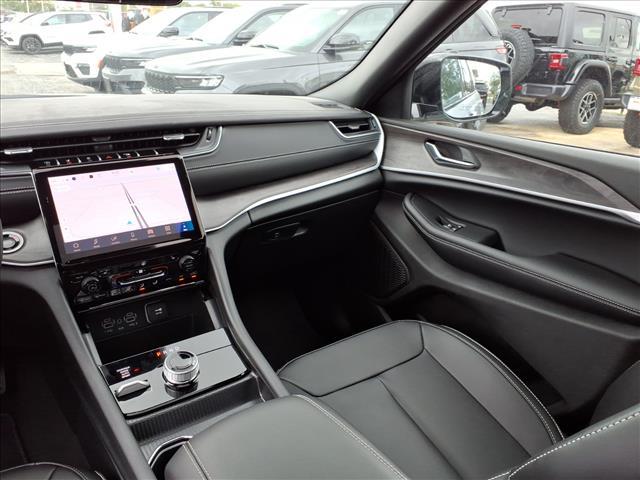 new 2025 Jeep Grand Cherokee car, priced at $47,462