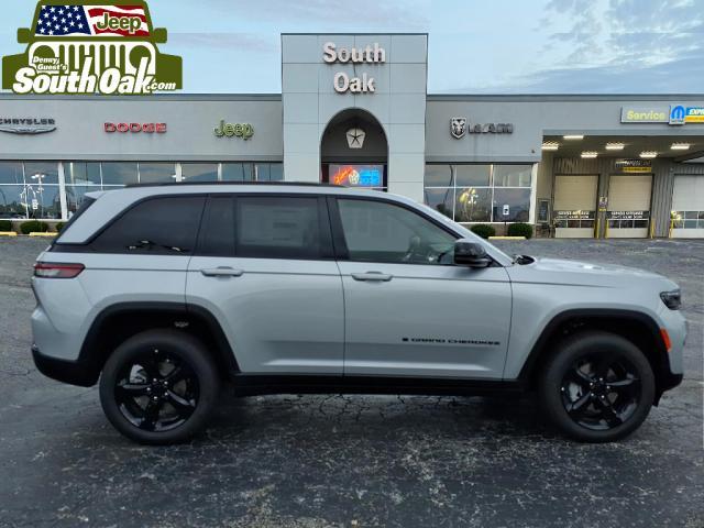 new 2025 Jeep Grand Cherokee car, priced at $47,462