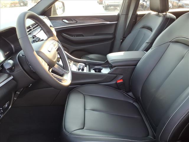 new 2025 Jeep Grand Cherokee L car, priced at $46,610
