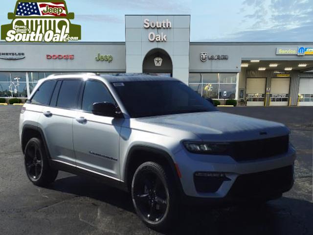 new 2025 Jeep Grand Cherokee car, priced at $45,705