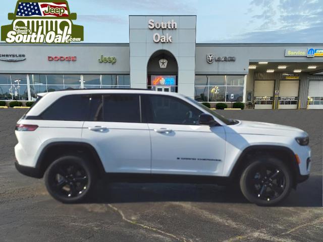 new 2025 Jeep Grand Cherokee car, priced at $41,395