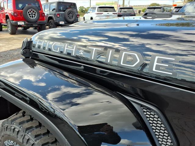 new 2025 Jeep Gladiator car, priced at $50,150