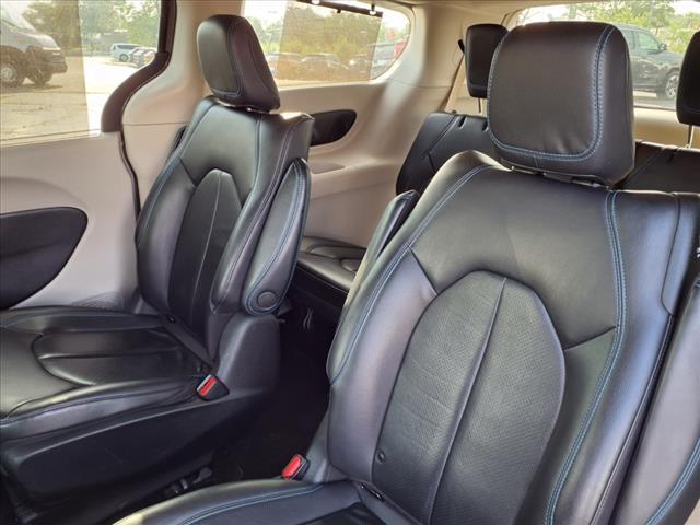 used 2021 Chrysler Pacifica Hybrid car, priced at $17,881