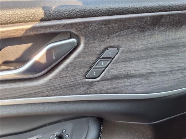 new 2025 Jeep Grand Cherokee L car, priced at $46,610