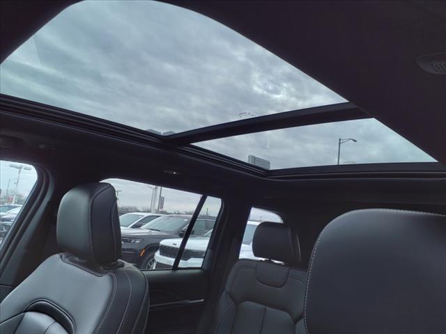 new 2025 Jeep Grand Cherokee car, priced at $49,775