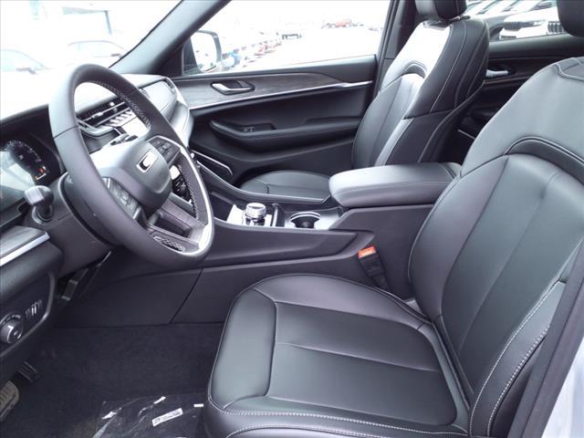 new 2025 Jeep Grand Cherokee car, priced at $49,775