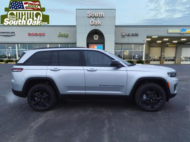 new 2025 Jeep Grand Cherokee car, priced at $49,775
