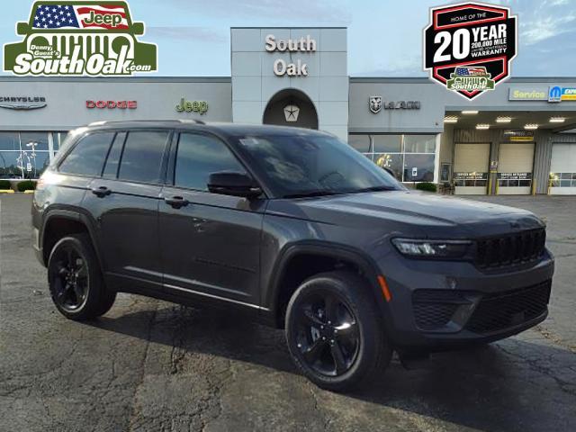 new 2025 Jeep Grand Cherokee car, priced at $45,766