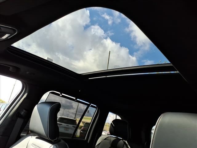 new 2025 Jeep Grand Cherokee car, priced at $59,346