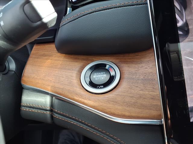 new 2025 Jeep Grand Cherokee car, priced at $59,346