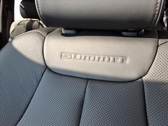 new 2025 Jeep Grand Cherokee car, priced at $59,346