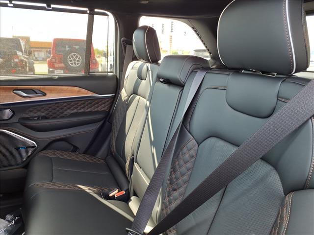 new 2025 Jeep Grand Cherokee car, priced at $59,346