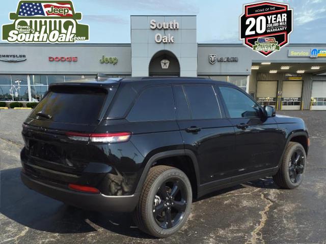 new 2025 Jeep Grand Cherokee car, priced at $45,766