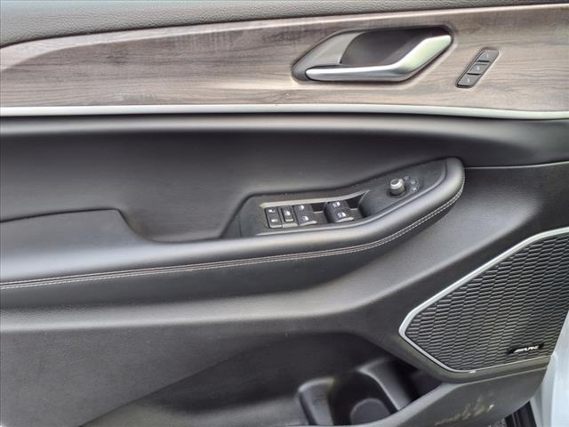 used 2021 Jeep Grand Cherokee L car, priced at $32,881