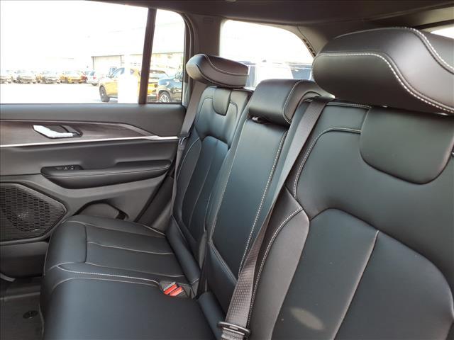 new 2025 Jeep Grand Cherokee car, priced at $47,844
