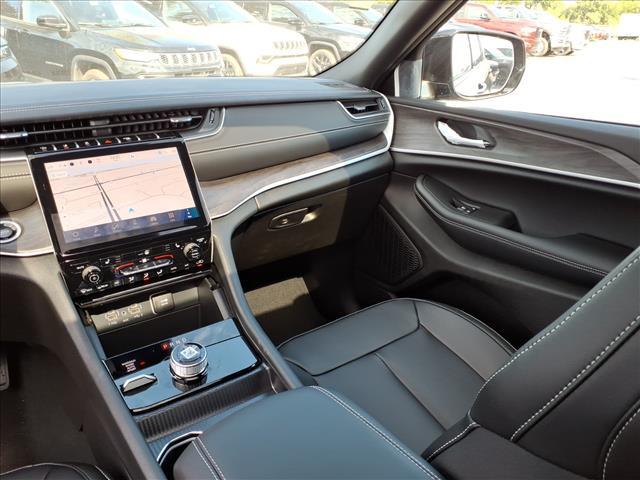 new 2025 Jeep Grand Cherokee car, priced at $47,844