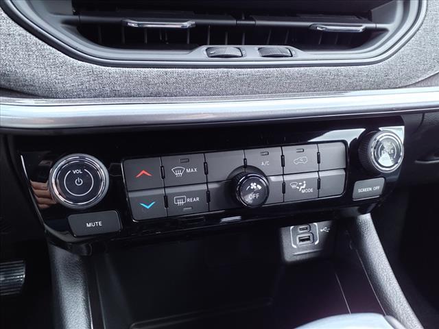 new 2025 Jeep Compass car, priced at $26,789
