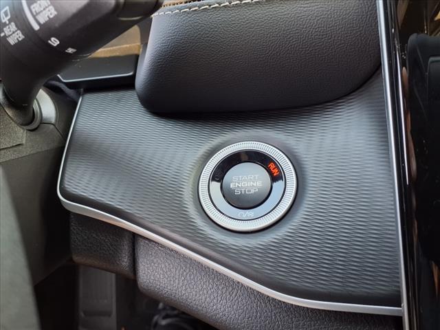 new 2025 Jeep Grand Cherokee L car, priced at $39,032