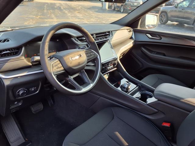new 2025 Jeep Grand Cherokee L car, priced at $39,032