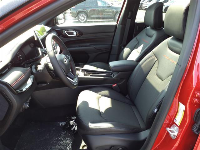 new 2023 Jeep Compass car, priced at $28,500