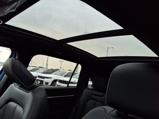 new 2025 Jeep Wagoneer S car, priced at $54,232