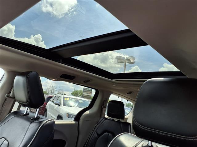 used 2023 Chrysler Pacifica car, priced at $27,881