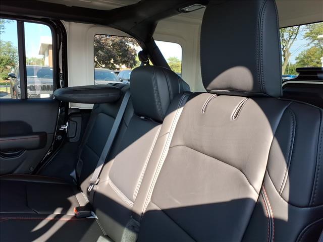 new 2025 Jeep Wrangler car, priced at $58,727