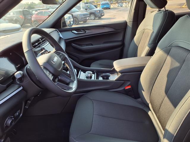 new 2025 Jeep Grand Cherokee L car, priced at $39,032