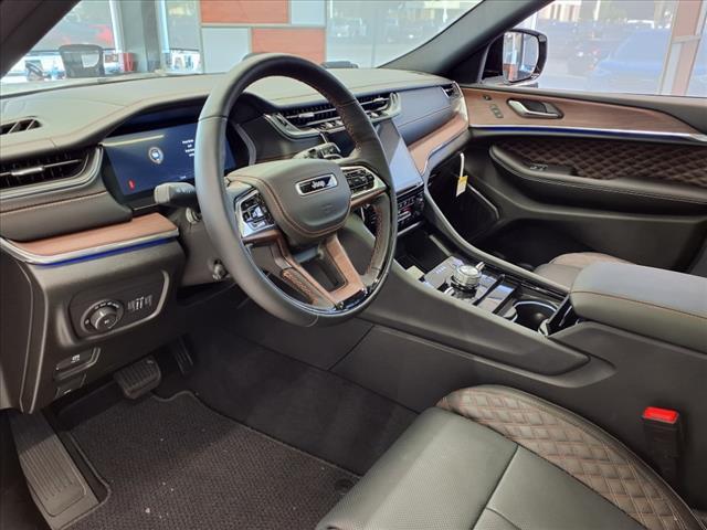 new 2025 Jeep Grand Cherokee car, priced at $54,387