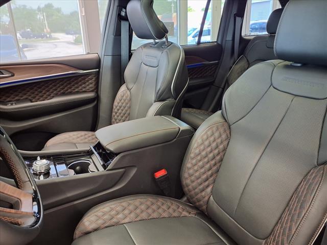 new 2025 Jeep Grand Cherokee car, priced at $54,387