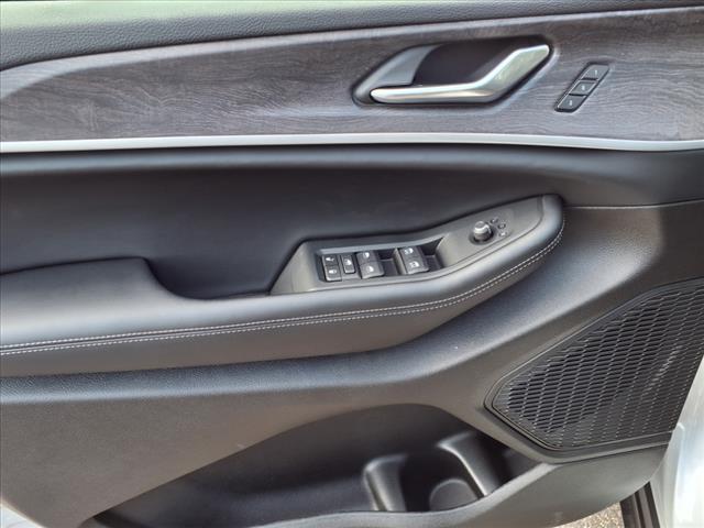 new 2025 Jeep Grand Cherokee L car, priced at $44,294