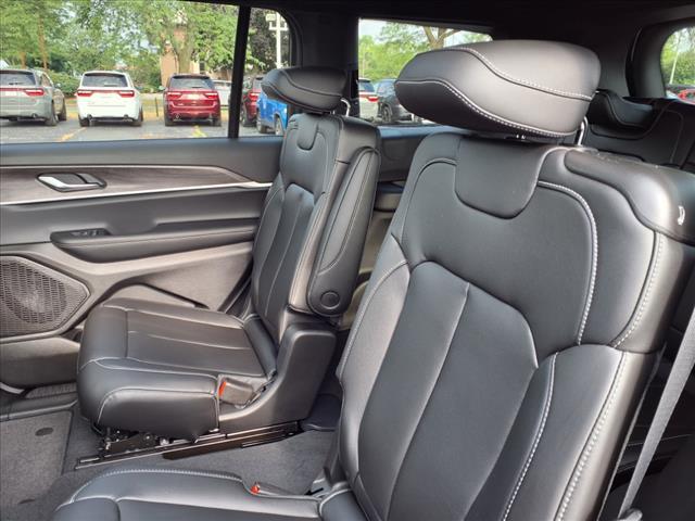new 2025 Jeep Grand Cherokee L car, priced at $44,294