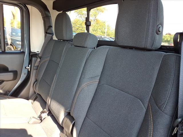 new 2025 Jeep Gladiator car, priced at $51,995